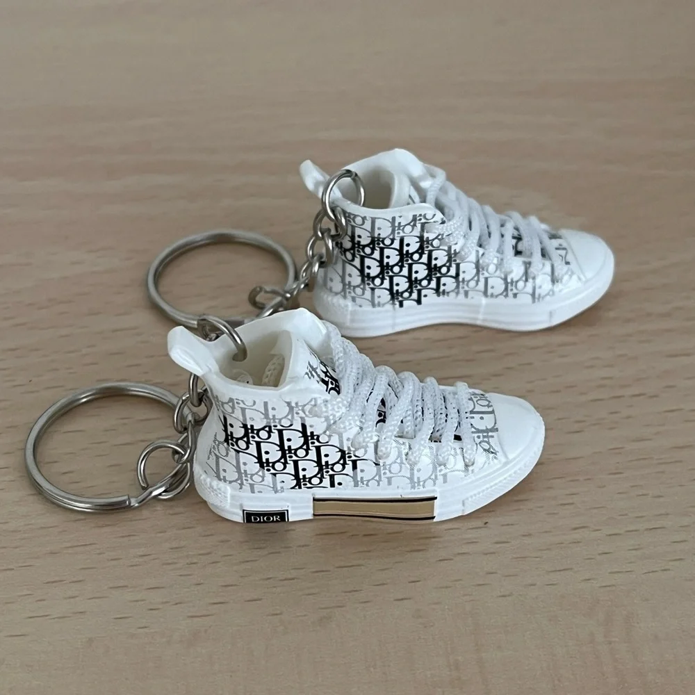 3D Mini White and Black Fashion Sneaker Keychain BNIB